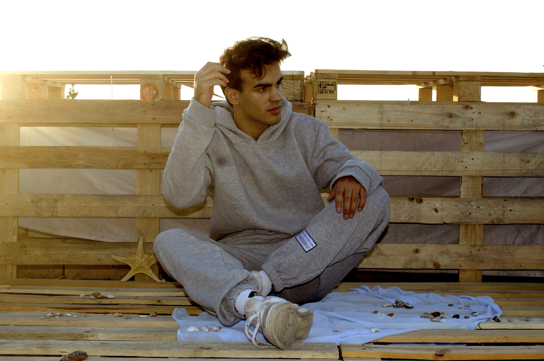 UNISEX ULTRASOFT HOODIE - GREY
