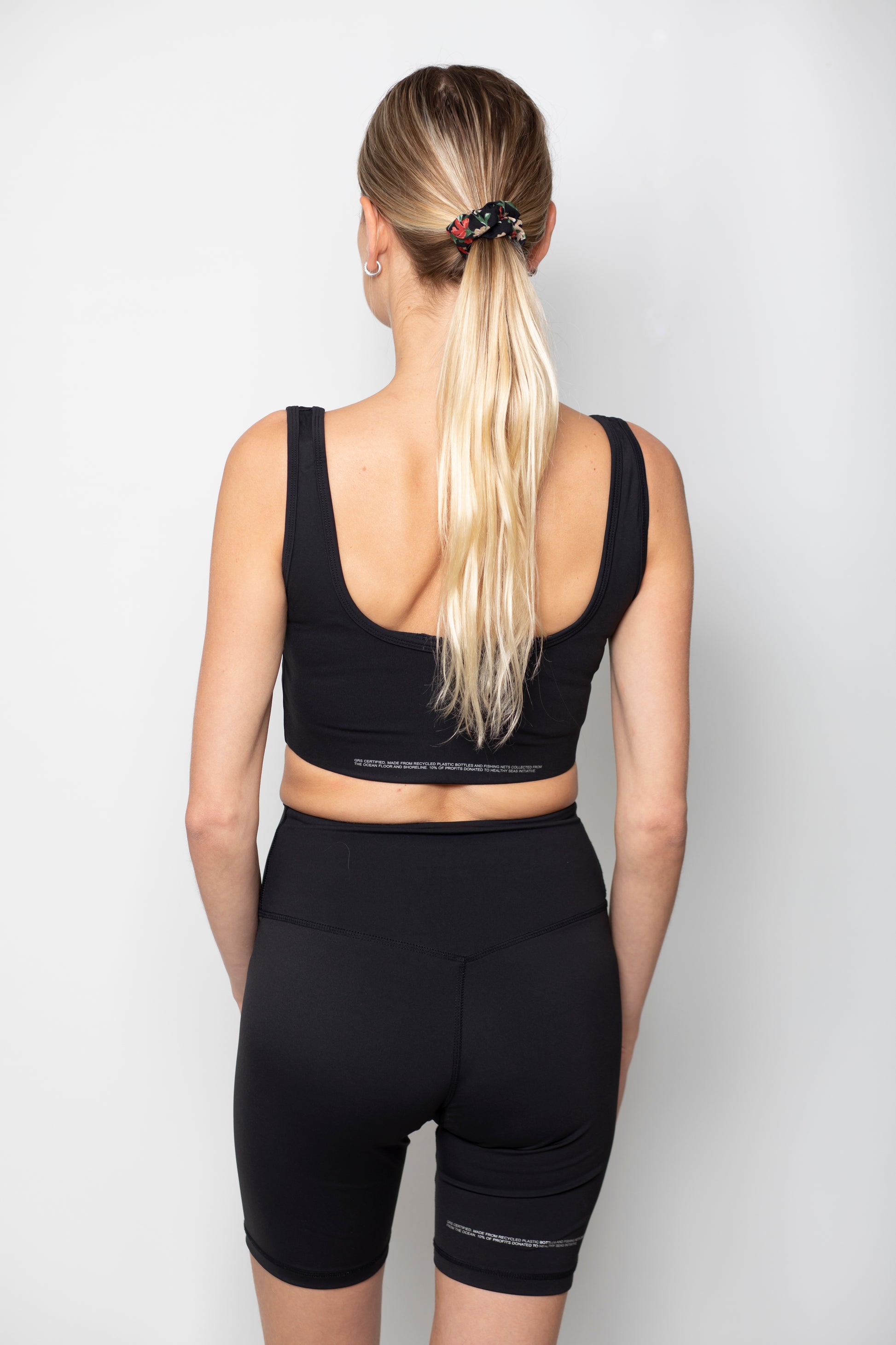 SPORTS BRA - BLACK